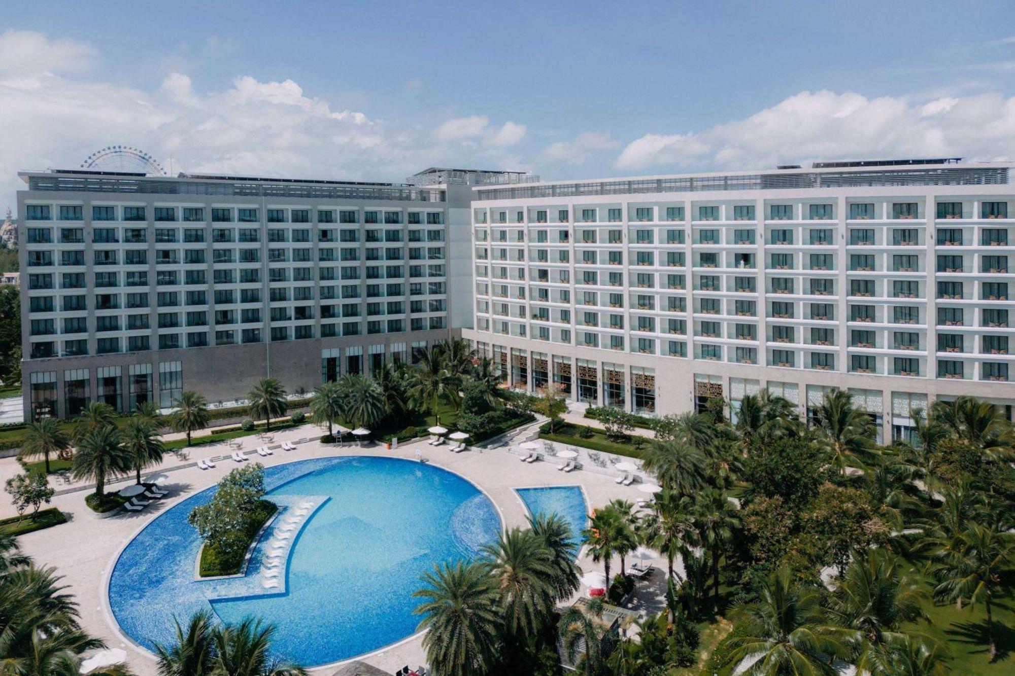 Wyndham Grand Phu Quoc Hotel Екстериор снимка